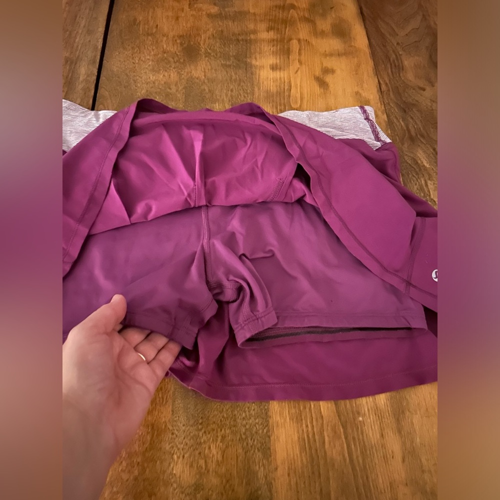 Lululemon tennis skirt size 8